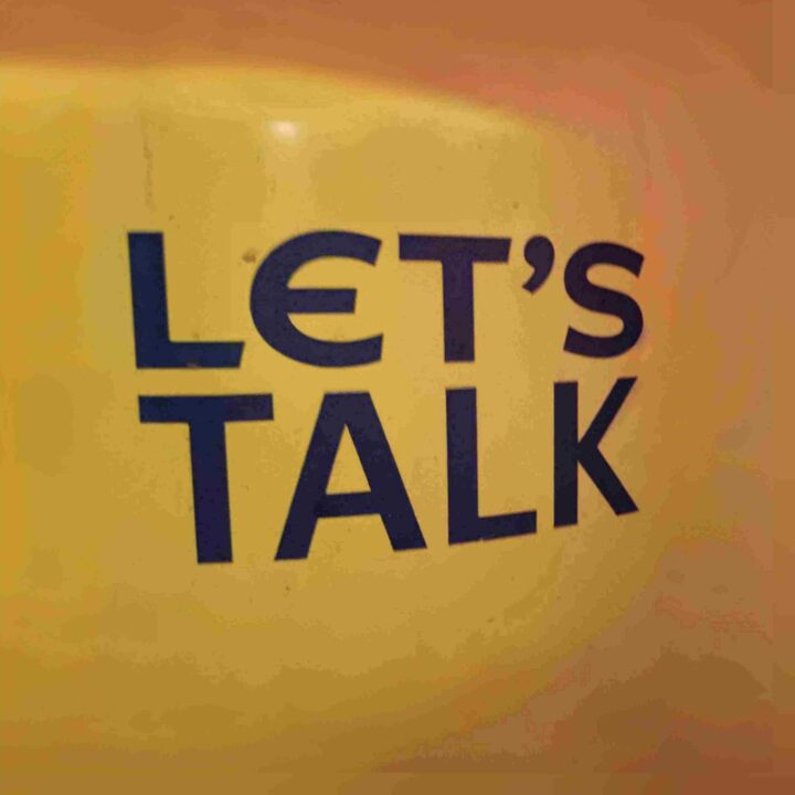 Хајде да не причамо